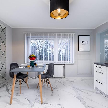 Exclusive Apartment Centrum 2 瓦多维采 外观 照片